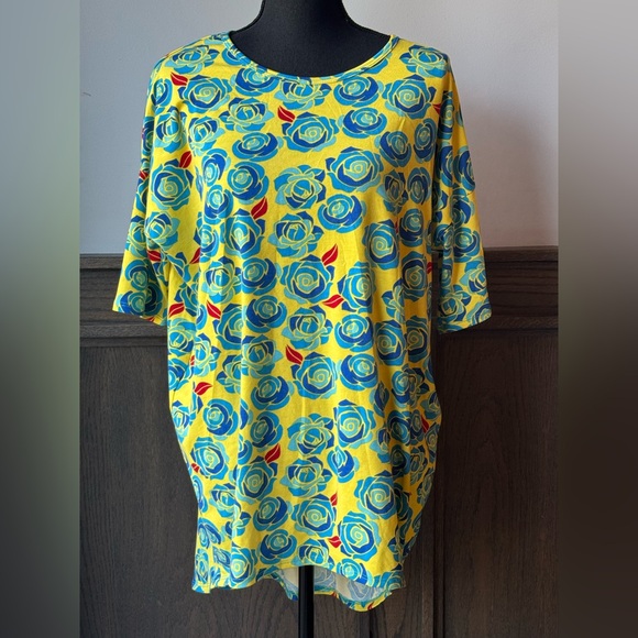 LuLaRoe Tops - LULAROE Irma Multicolor tunic. Size S